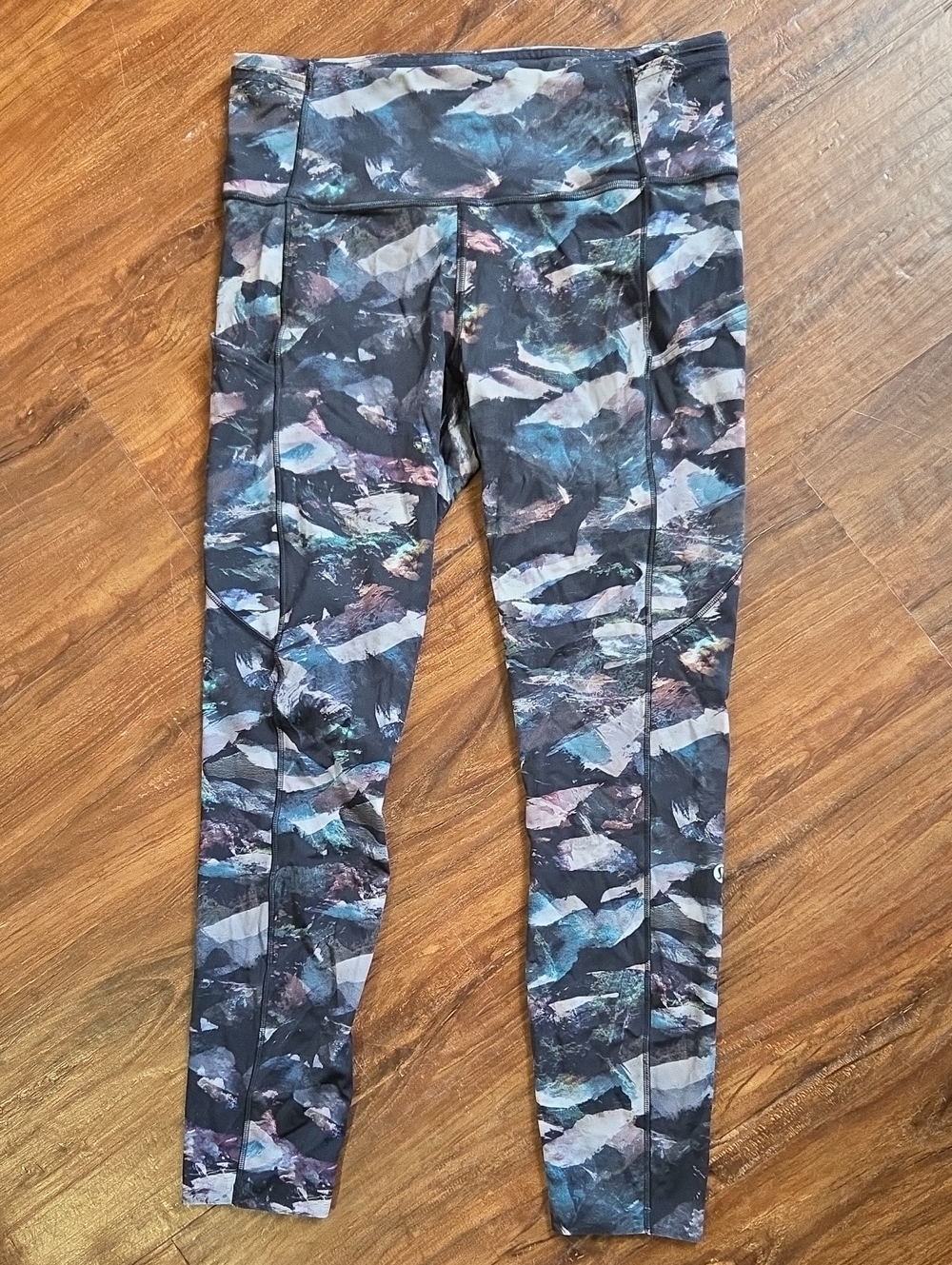 Lululemon Fast And Free II 25" Mountain Glacier Print Leggings